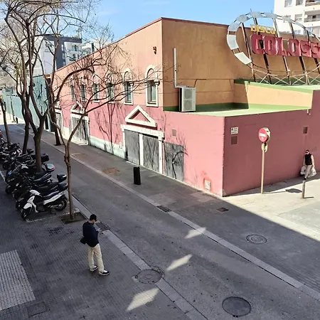 Piso Andrea アパート *