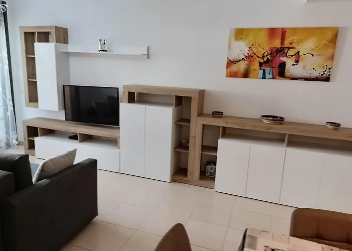 Piso Andrea يوريت دي مار