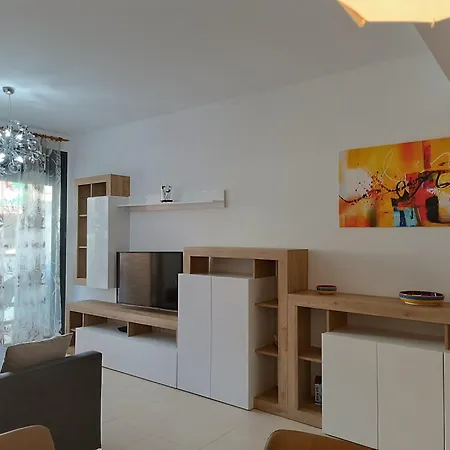 Piso Andrea Apartment